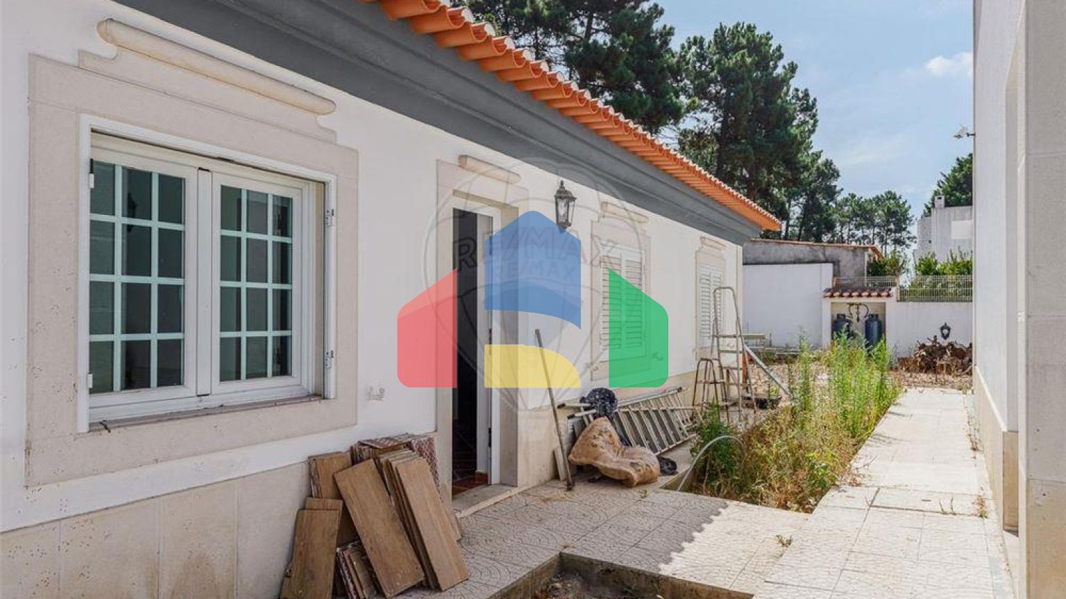 Residential - Single Family Home - T5 - Corroios, Seixal - PT