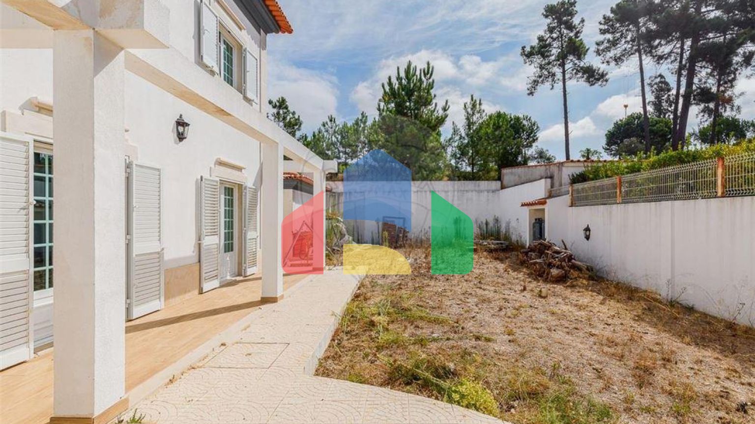 Residential - Single Family Home - T5 - Corroios, Seixal - PT