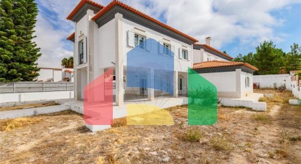 Residential - Single Family Home - T5 - Corroios, Seixal - PT