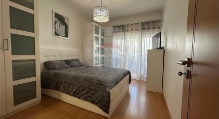 Residential - Condo/Apartment - T3 - Corroios, Seixal - PT