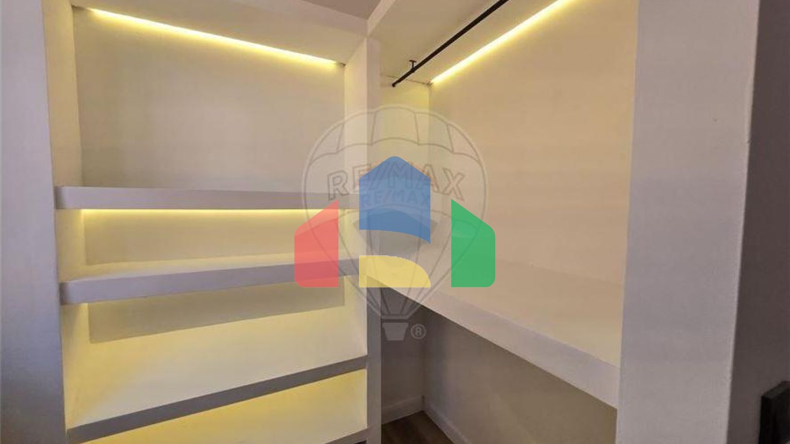 Residential - Single Family Home - T2 - Santa Marinha e São Pedro da Afurada, Vila Nova de Gaia - PT