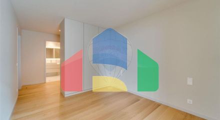 Residential - Condo/Apartment - T3 - Santa Marinha e São Pedro da Afurada, Vila Nova de Gaia - PT