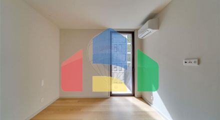 Residential - Condo/Apartment - T3 - Santa Marinha e São Pedro da Afurada, Vila Nova de Gaia - PT