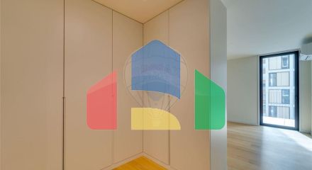 Residential - Condo/Apartment - T3 - Santa Marinha e São Pedro da Afurada, Vila Nova de Gaia - PT