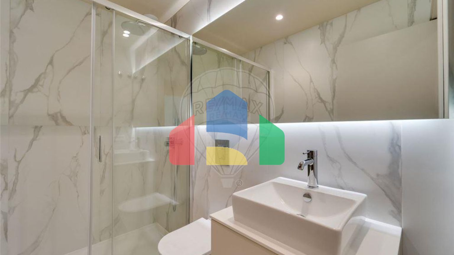 Residential - Condo/Apartment - T3 - Santa Marinha e São Pedro da Afurada, Vila Nova de Gaia - PT