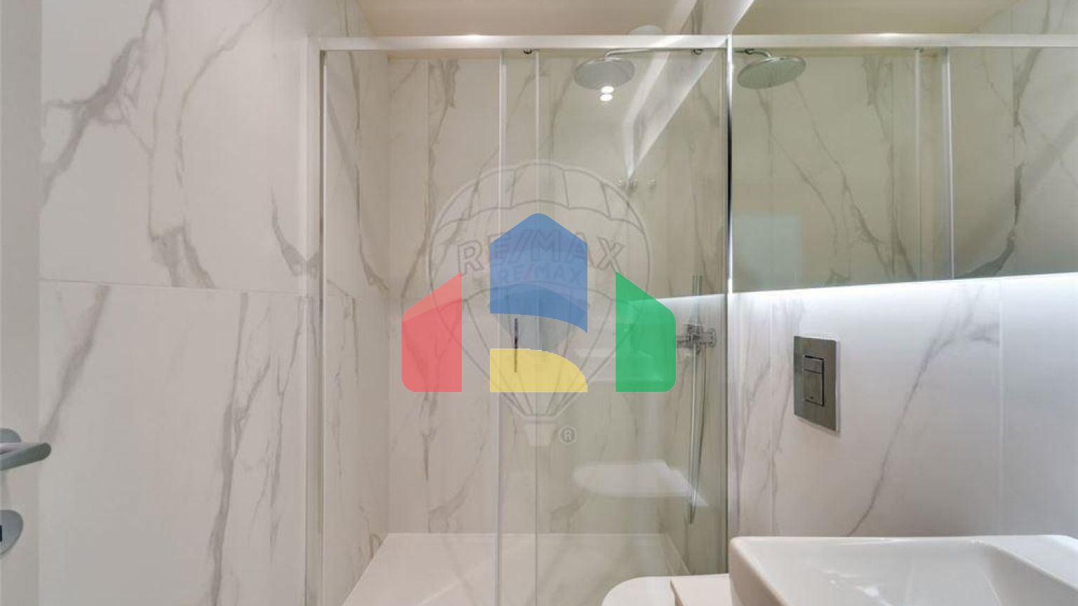 Residential - Condo/Apartment - T3 - Santa Marinha e São Pedro da Afurada, Vila Nova de Gaia - PT