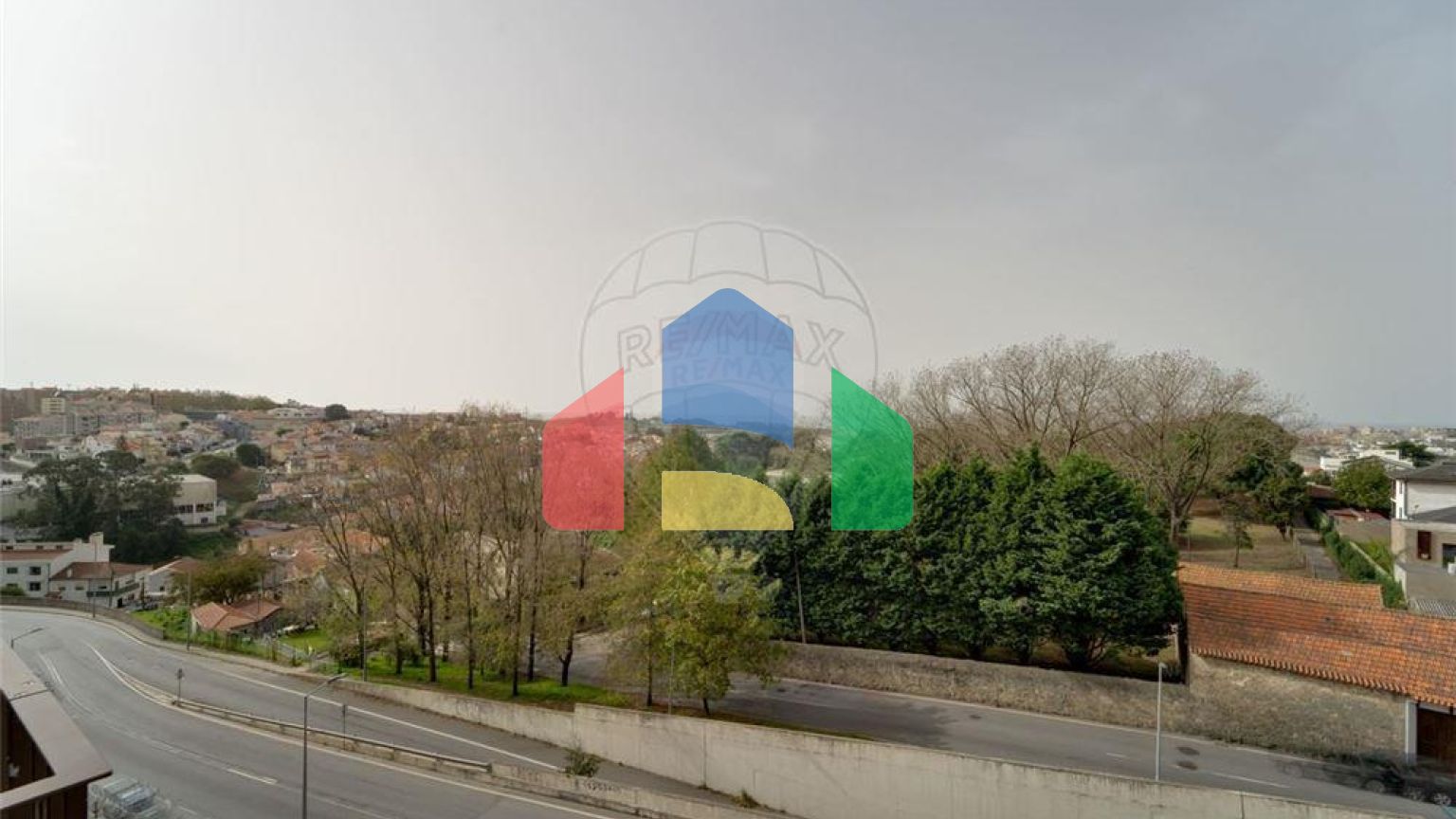 Residential - Condo/Apartment - T3 - Santa Marinha e São Pedro da Afurada, Vila Nova de Gaia - PT