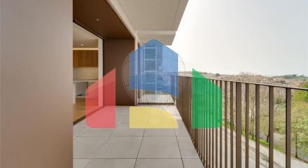 Residential - Condo/Apartment - T3 - Santa Marinha e São Pedro da Afurada, Vila Nova de Gaia - PT