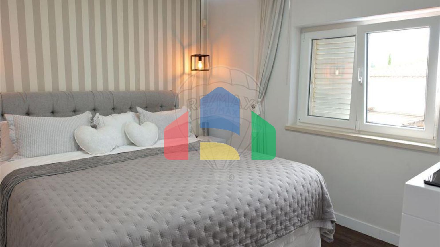 Residential - Single Family Home - T4 - Azeitão (São Lourenço e São Simão), Setubal - PT