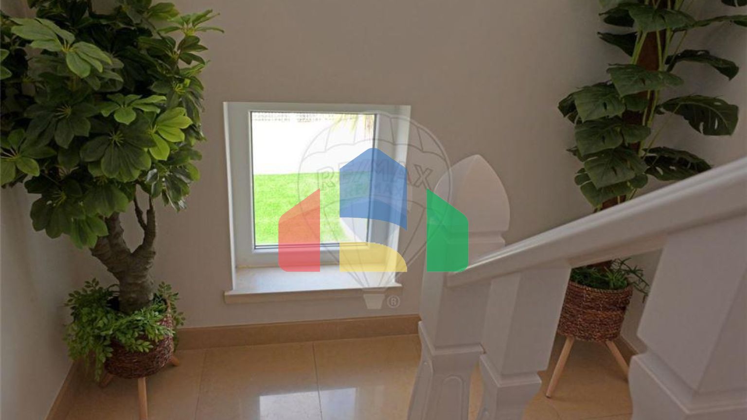 Residential - Single Family Home - T4 - Azeitão (São Lourenço e São Simão), Setubal - PT