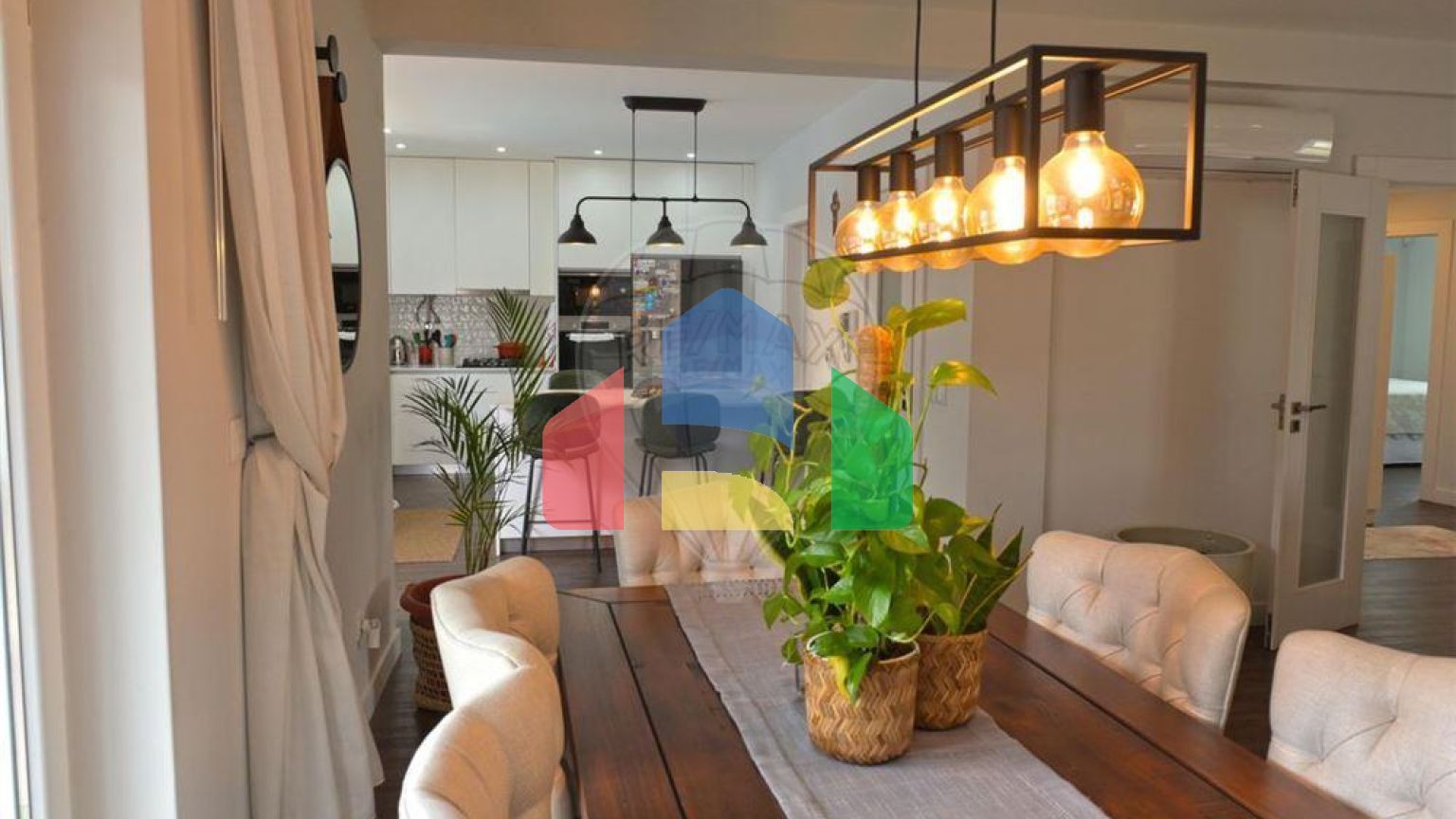 Residential - Single Family Home - T4 - Azeitão (São Lourenço e São Simão), Setubal - PT