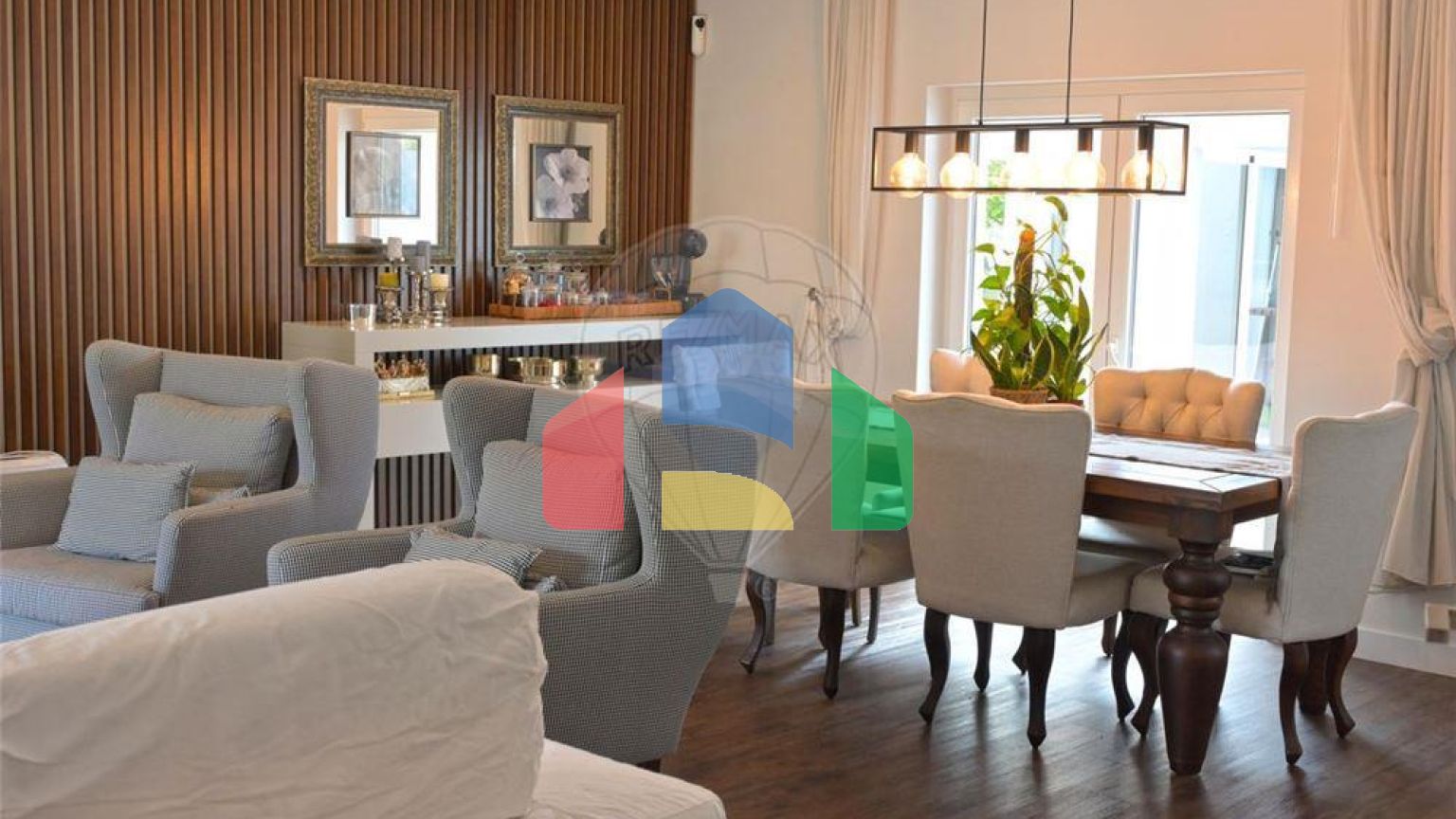 Residential - Single Family Home - T4 - Azeitão (São Lourenço e São Simão), Setubal - PT