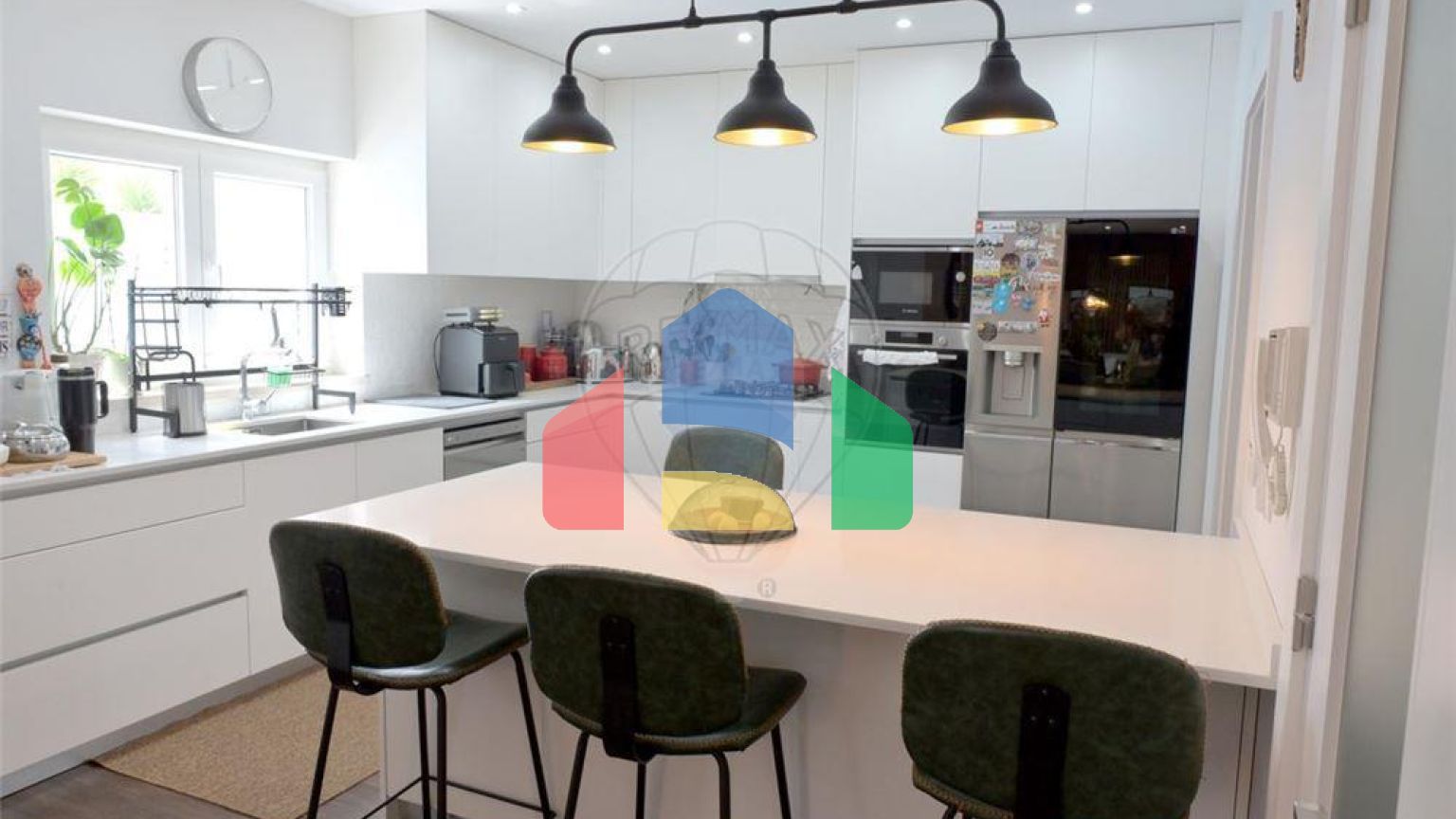 Residential - Single Family Home - T4 - Azeitão (São Lourenço e São Simão), Setubal - PT