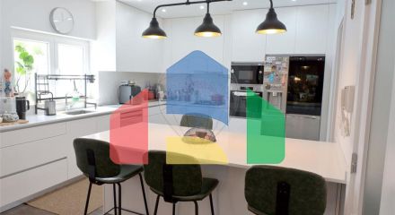 Residential - Single Family Home - T4 - Azeitão (São Lourenço e São Simão), Setubal - PT