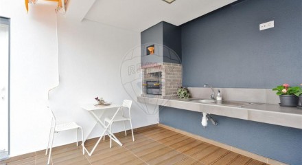 Residential - Single Family Home - T3 - Azeitão (São Lourenço e São Simão), Setubal - PT