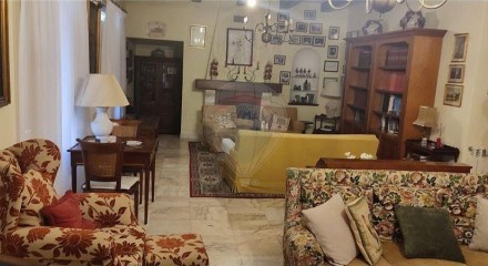 Residential - Single Family Home - T4 - Azeitão (São Lourenço e São Simão), Setubal - PT