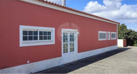 Residential - Single Family Home - T4 - Azeitão (São Lourenço e São Simão), Setubal - PT
