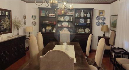 Residential - Single Family Home - T4 - Azeitão (São Lourenço e São Simão), Setubal - PT