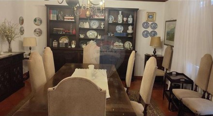 Residential - Single Family Home - T4 - Azeitão (São Lourenço e São Simão), Setubal - PT