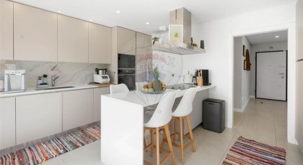 Residential - Single Family Home - T3 - Azeitão (São Lourenço e São Simão), Setubal - PT