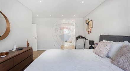 Residential - Single Family Home - T3 - Azeitão (São Lourenço e São Simão), Setubal - PT