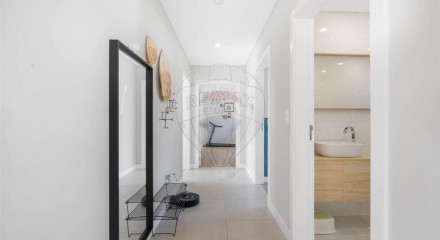 Residential - Single Family Home - T3 - Azeitão (São Lourenço e São Simão), Setubal - PT