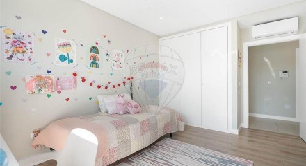 Residential - Single Family Home - T3 - Azeitão (São Lourenço e São Simão), Setubal - PT