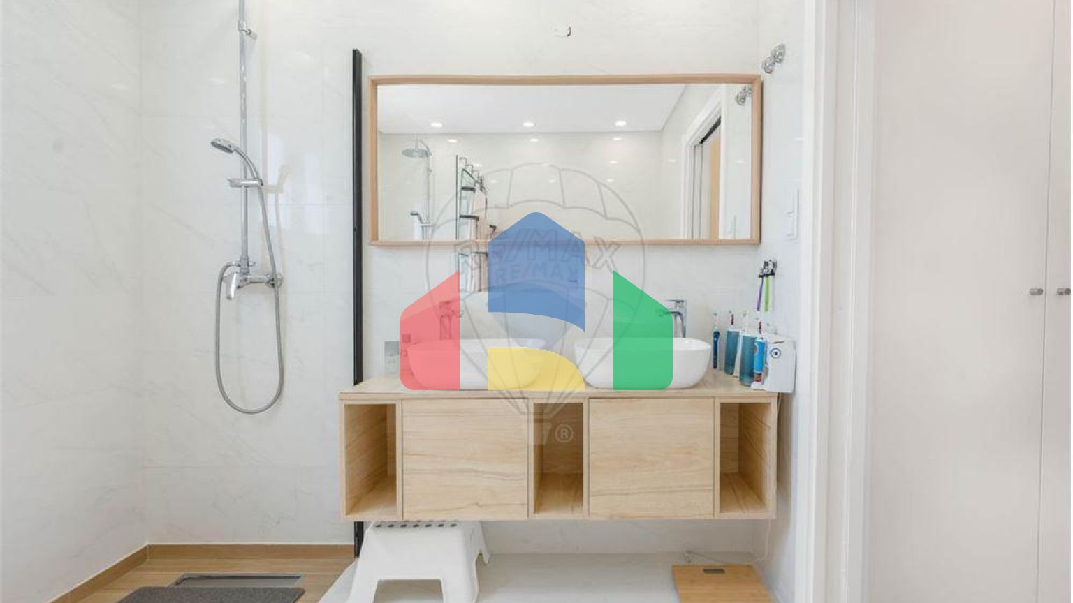 Residential - Single Family Home - T3 - Azeitão (São Lourenço e São Simão), Setubal - PT