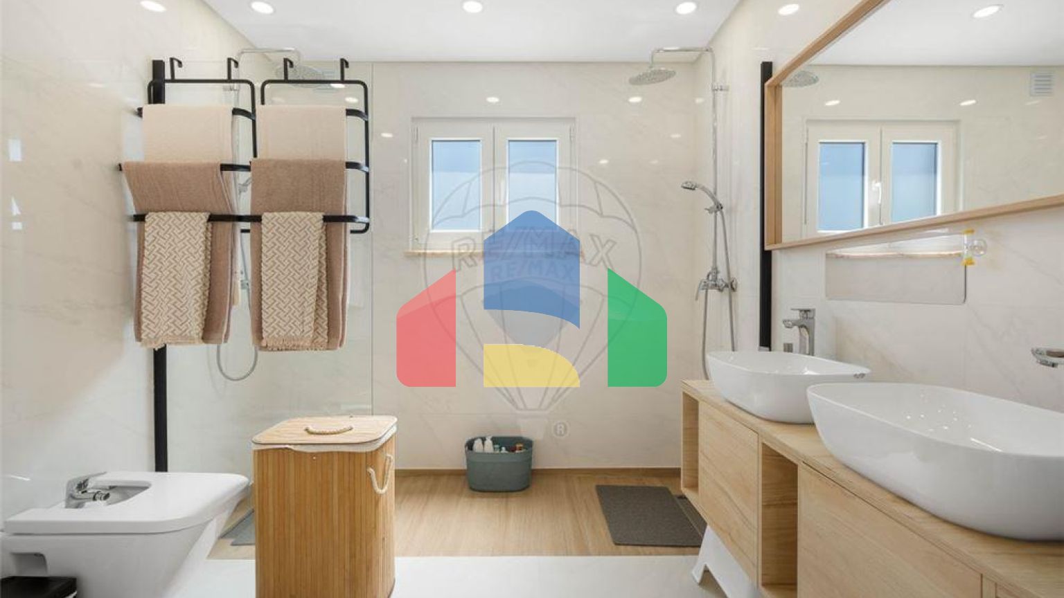 Residential - Single Family Home - T3 - Azeitão (São Lourenço e São Simão), Setubal - PT