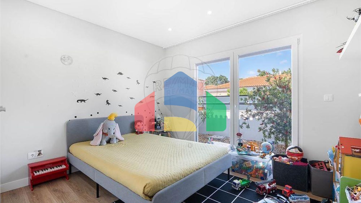 Residential - Single Family Home - T3 - Azeitão (São Lourenço e São Simão), Setubal - PT