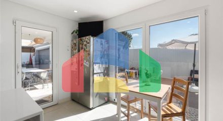 Residential - Single Family Home - T3 - Azeitão (São Lourenço e São Simão), Setubal - PT