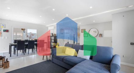 Residential - Single Family Home - T3 - Azeitão (São Lourenço e São Simão), Setubal - PT