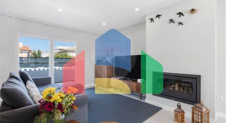 Residential - Single Family Home - T3 - Azeitão (São Lourenço e São Simão), Setubal - PT