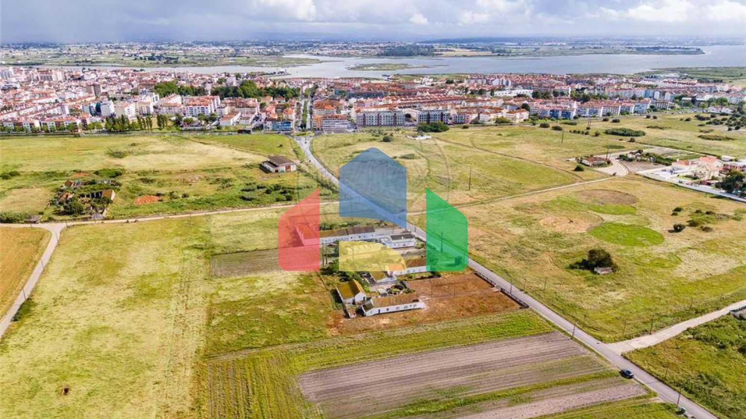 Residential - Land - T4 - Montijo e Afonsoeiro, Montijo - PT