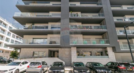 Residential - Condo/Apartment - T3 - Montijo e Afonsoeiro, Montijo - PT