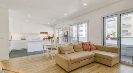 Residential - Condo/Apartment - T3 - Montijo e Afonsoeiro, Montijo - PT