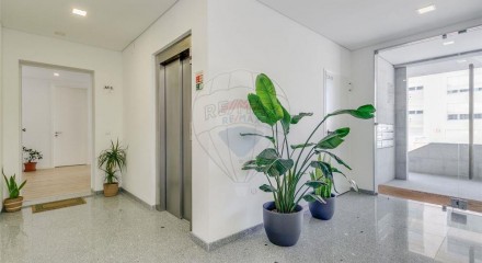Residential - Condo/Apartment - T3 - Montijo e Afonsoeiro, Montijo - PT
