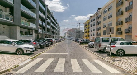 Residential - Condo/Apartment - T3 - Montijo e Afonsoeiro, Montijo - PT