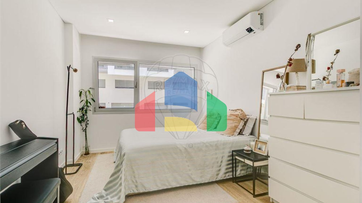 Residential - Condo/Apartment - T3 - Montijo e Afonsoeiro, Montijo - PT