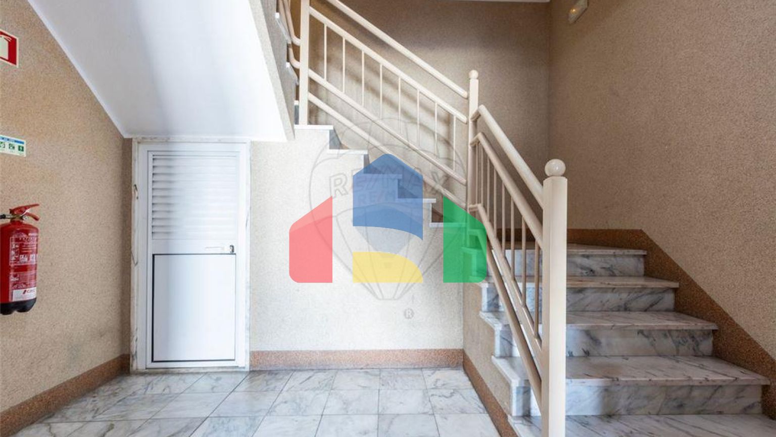 Residential - Condo/Apartment - T3 - Montijo e Afonsoeiro, Montijo - PT