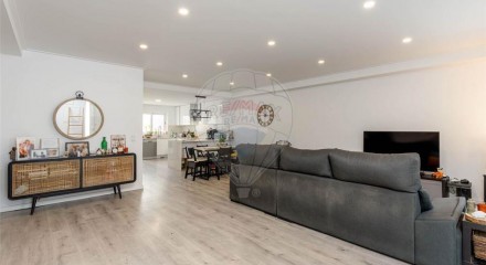 Residential - Single Family Home - T3 - Montijo e Afonsoeiro, Montijo - PT