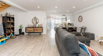 Residential - Single Family Home - T3 - Montijo e Afonsoeiro, Montijo - PT