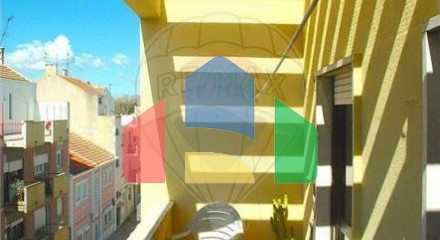 Residential - Condo/Apartment - T3 - Barreiro e Lavradio, Barreiro - PT