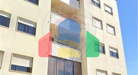 Residential - Condo/Apartment - T3 - Barreiro e Lavradio, Barreiro - PT