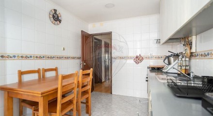 Residential - Condo/Apartment - T2 - Barreiro e Lavradio, Barreiro - PT