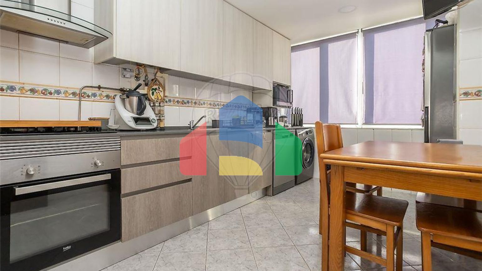 Residential - Condo/Apartment - T2 - Barreiro e Lavradio, Barreiro - PT