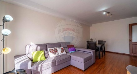 Residential - Condo/Apartment - T3 - Cidade da Maia, Maia - PT
