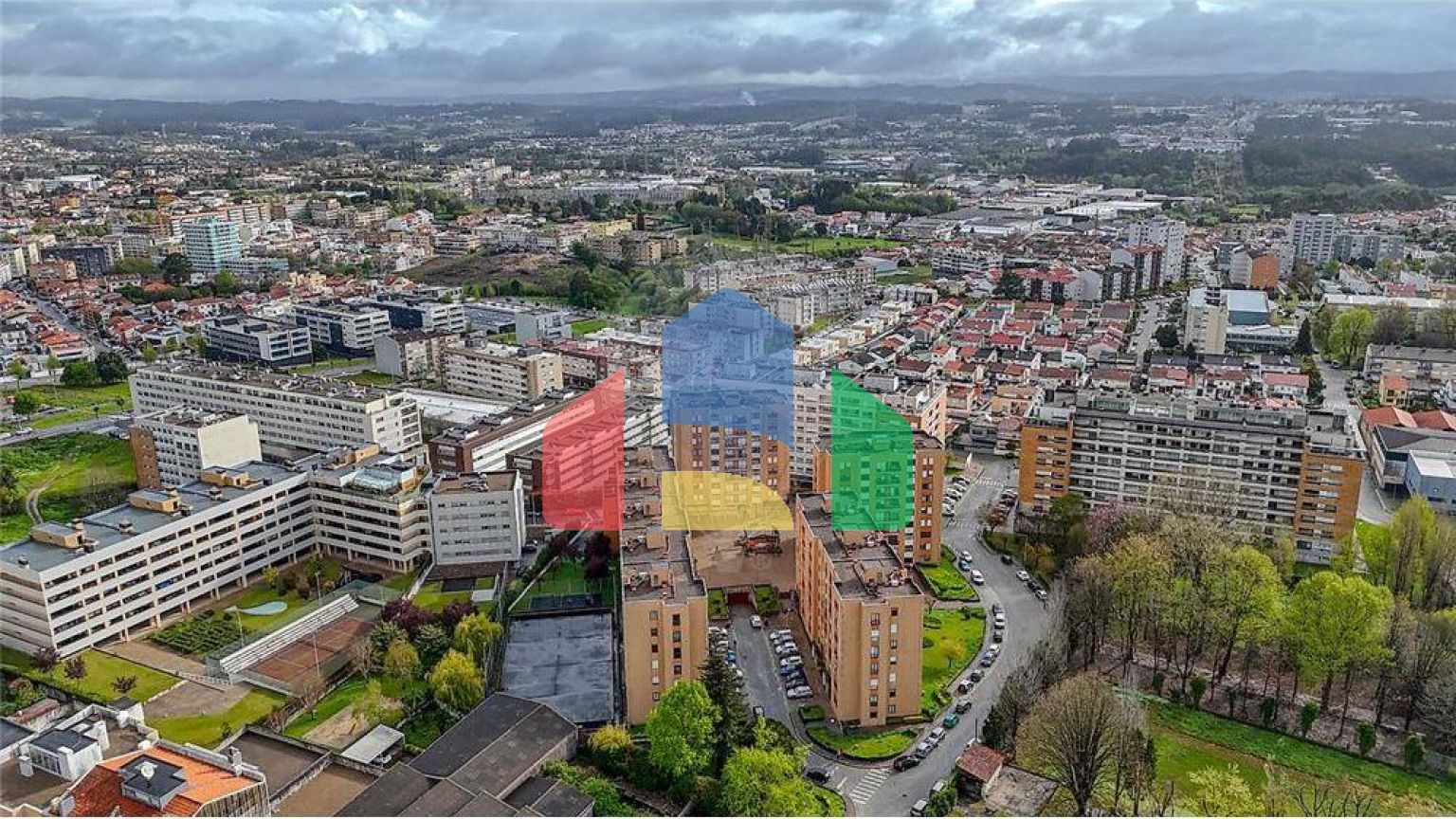 Residential - Condo/Apartment - T3 - Cidade da Maia, Maia - PT