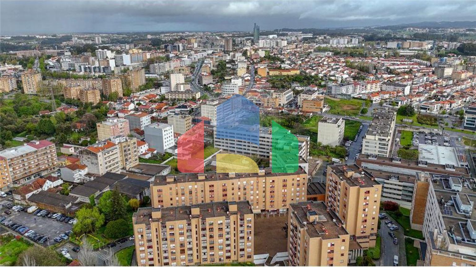 Residential - Condo/Apartment - T3 - Cidade da Maia, Maia - PT