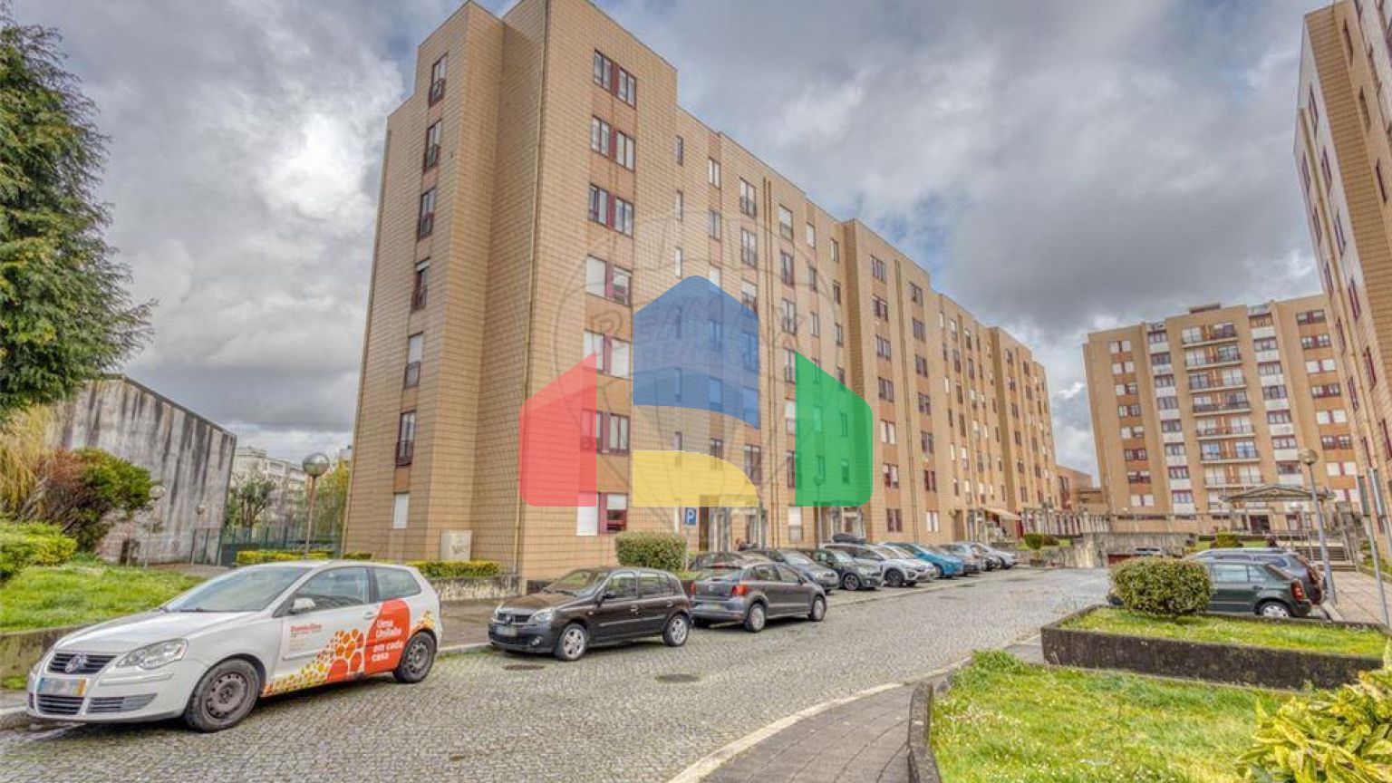 Residential - Condo/Apartment - T3 - Cidade da Maia, Maia - PT